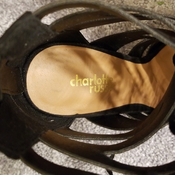 Shoes - Picture 4 of 4